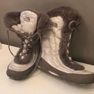 The North Face Women’s fur boots size 7